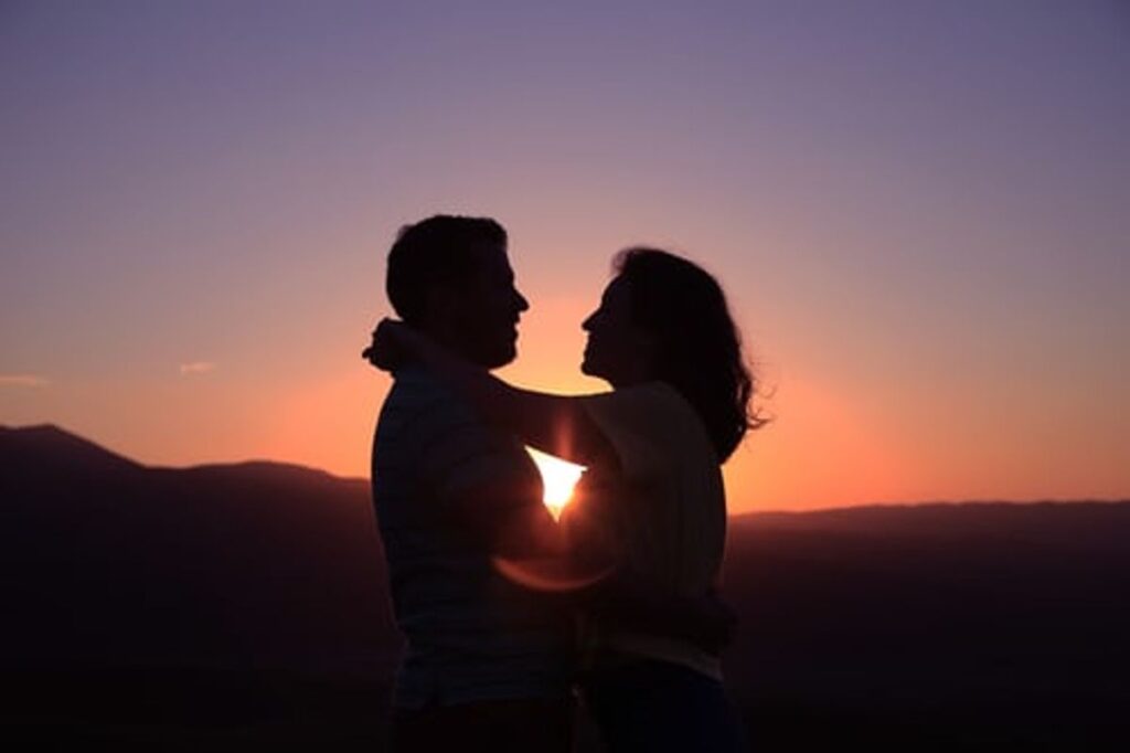 What/things Men Want In A Romantic relationship? Mystery And Adventure!