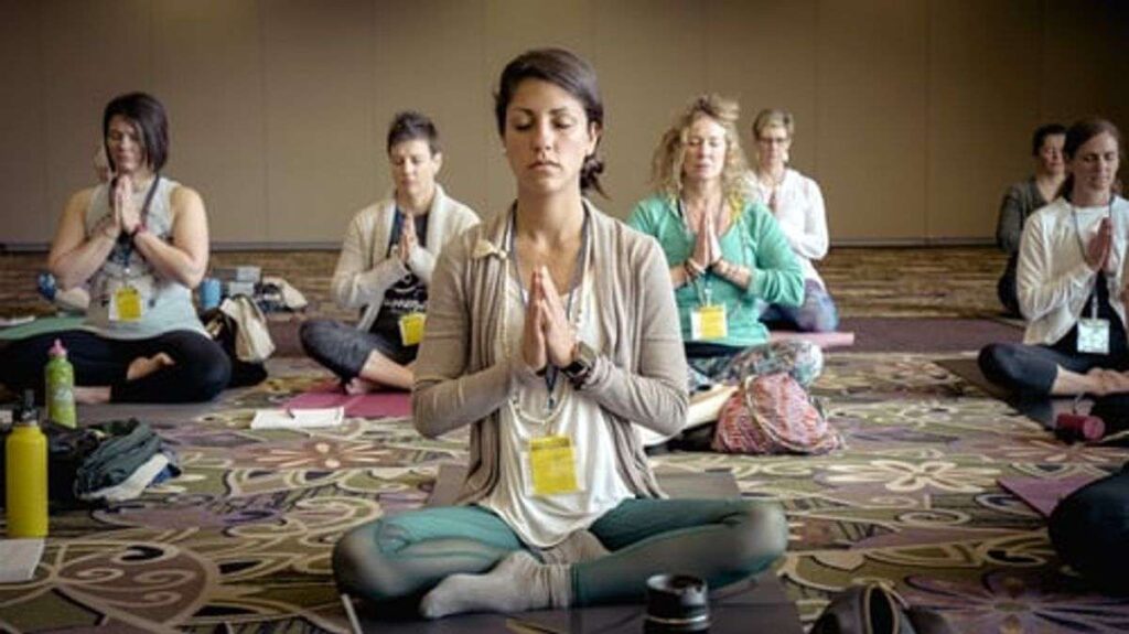 Yoga exercise Clothes for Comfort, Efficiency – and Let’s Not necessarily Leave Out Fun!