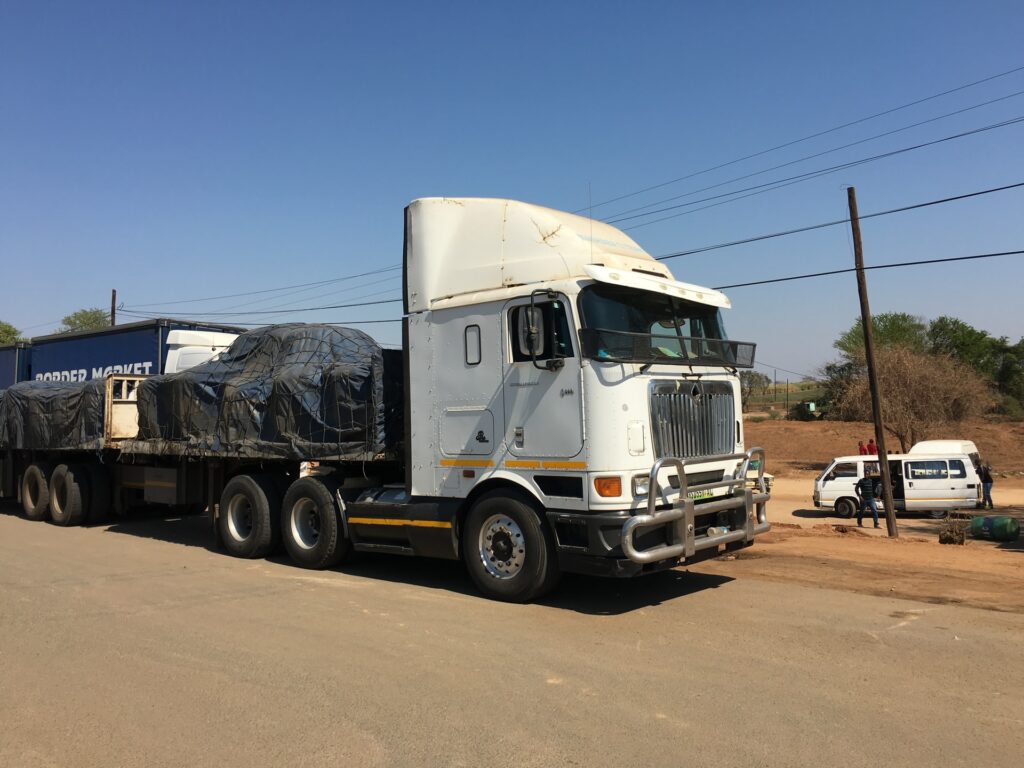 Crucial Things to Keep in Mind Before Hiring a Logistics Partner
