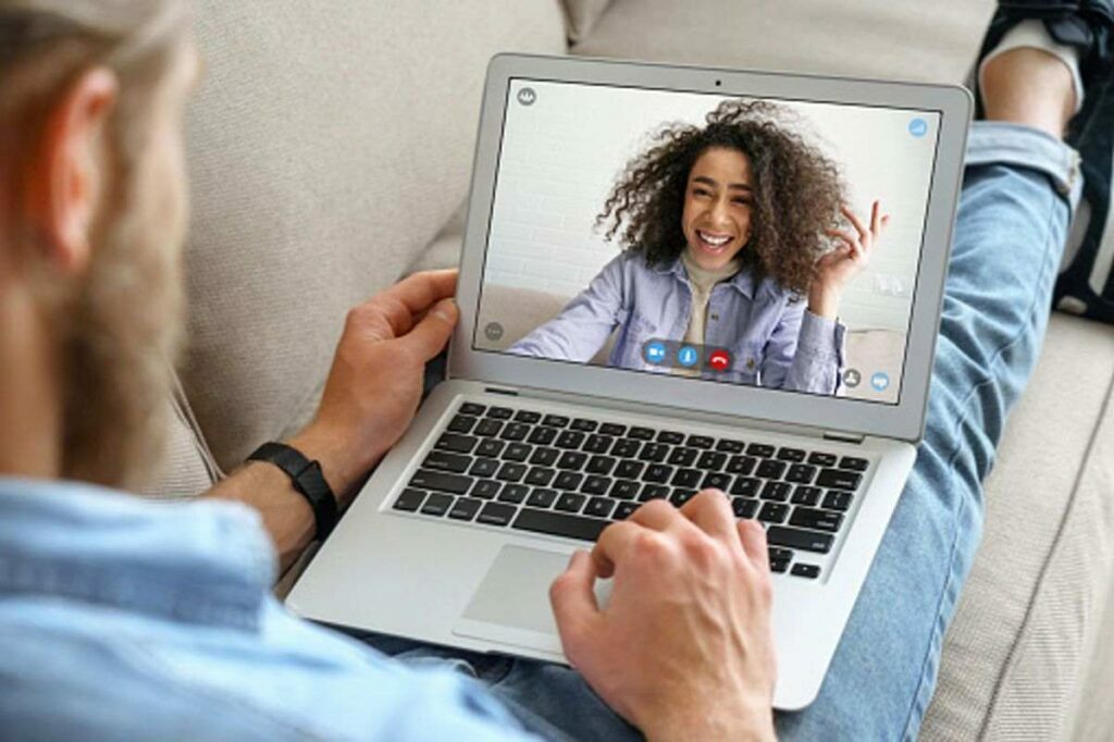 How to Use Your Phone As a Webcam For PC