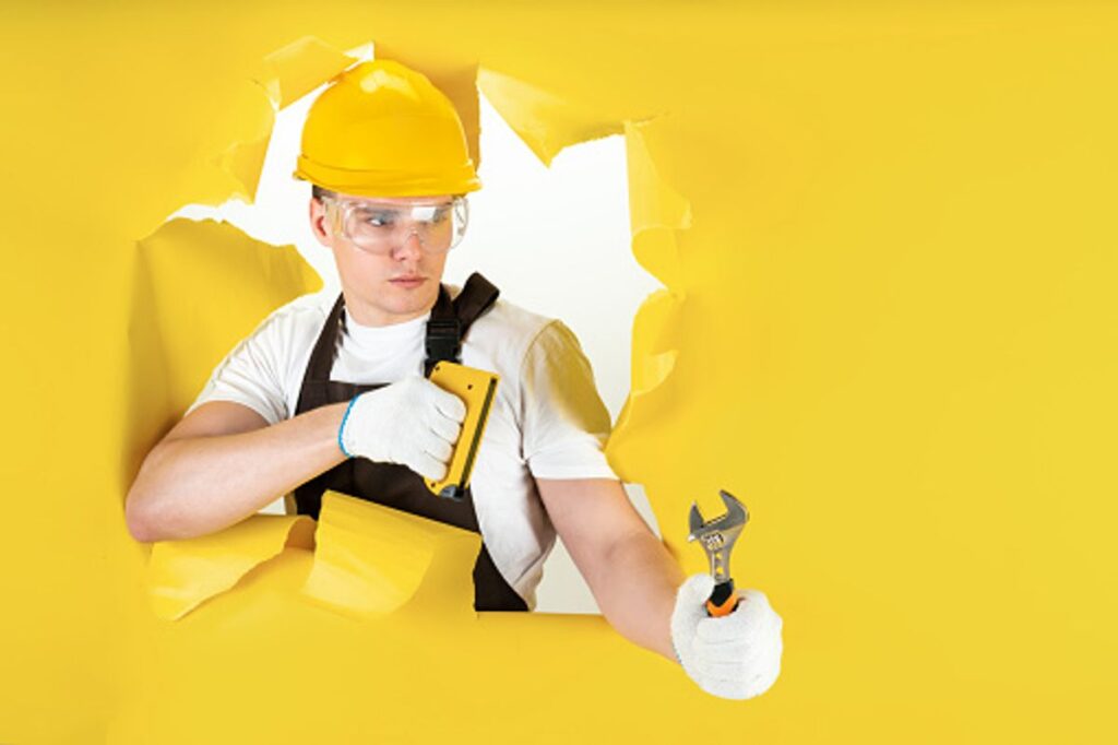 How to Fix a Small Hole in Wall
