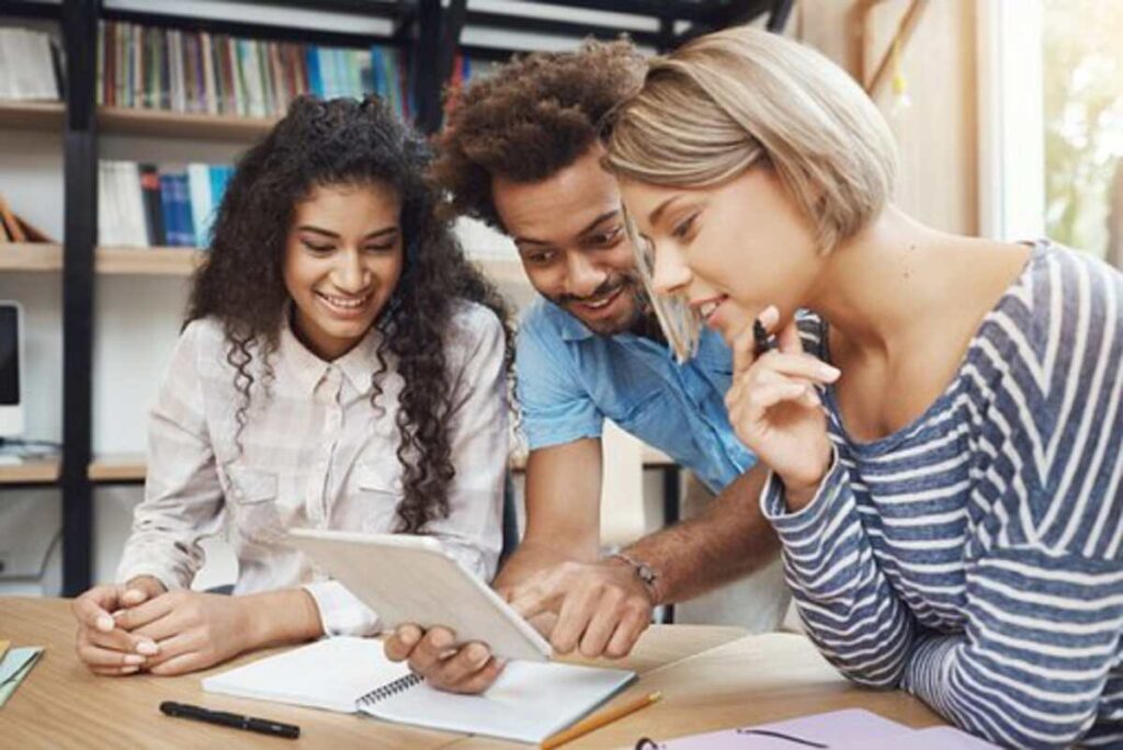 Ghostwriting: Are The Wrong People Spreading Your Story?