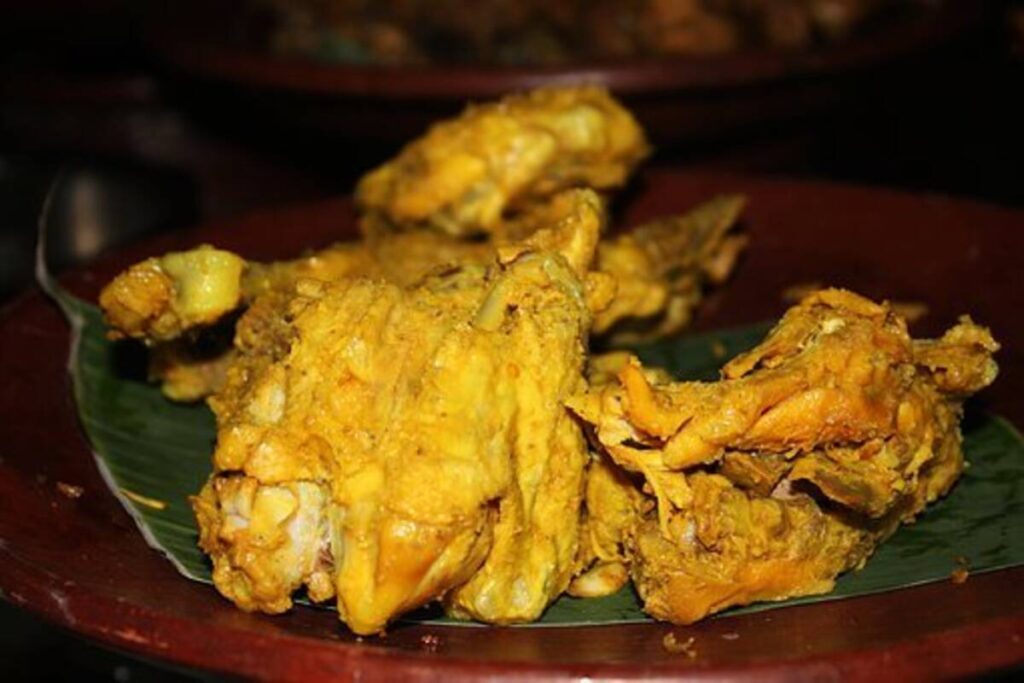 Crimson Rooster Fried Rooster Overview