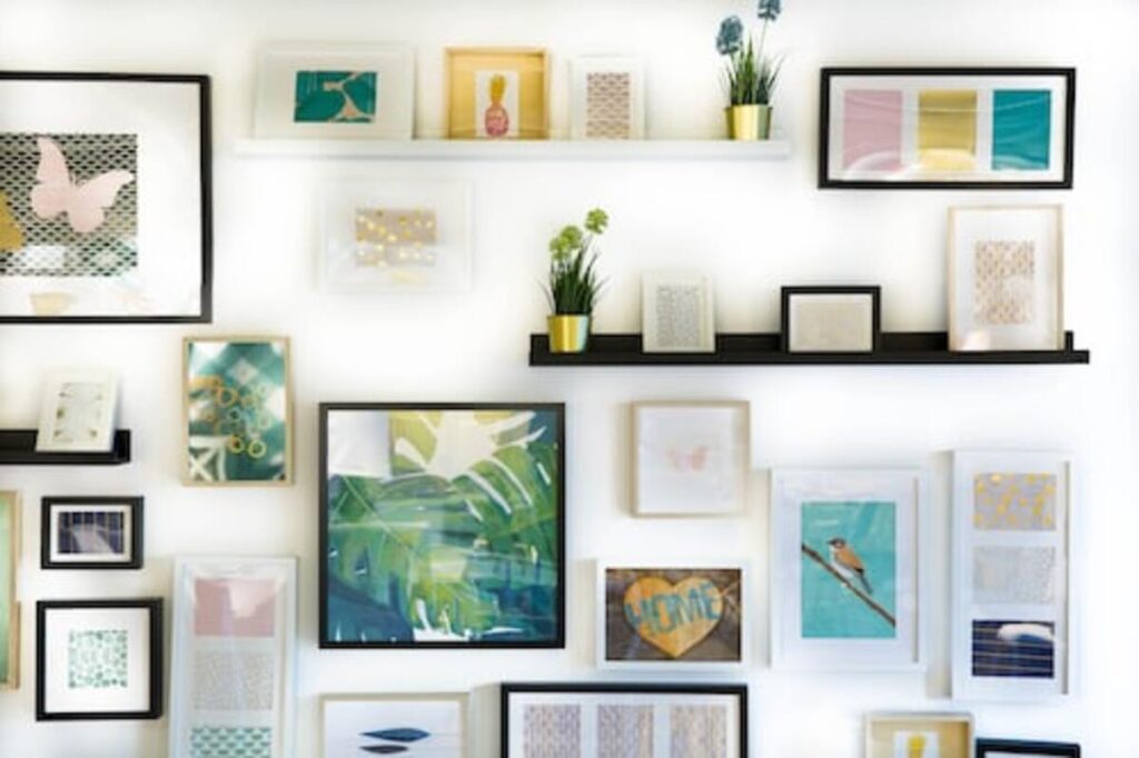 Suggestions For Hanging Wall Artwork Over Furnishings
