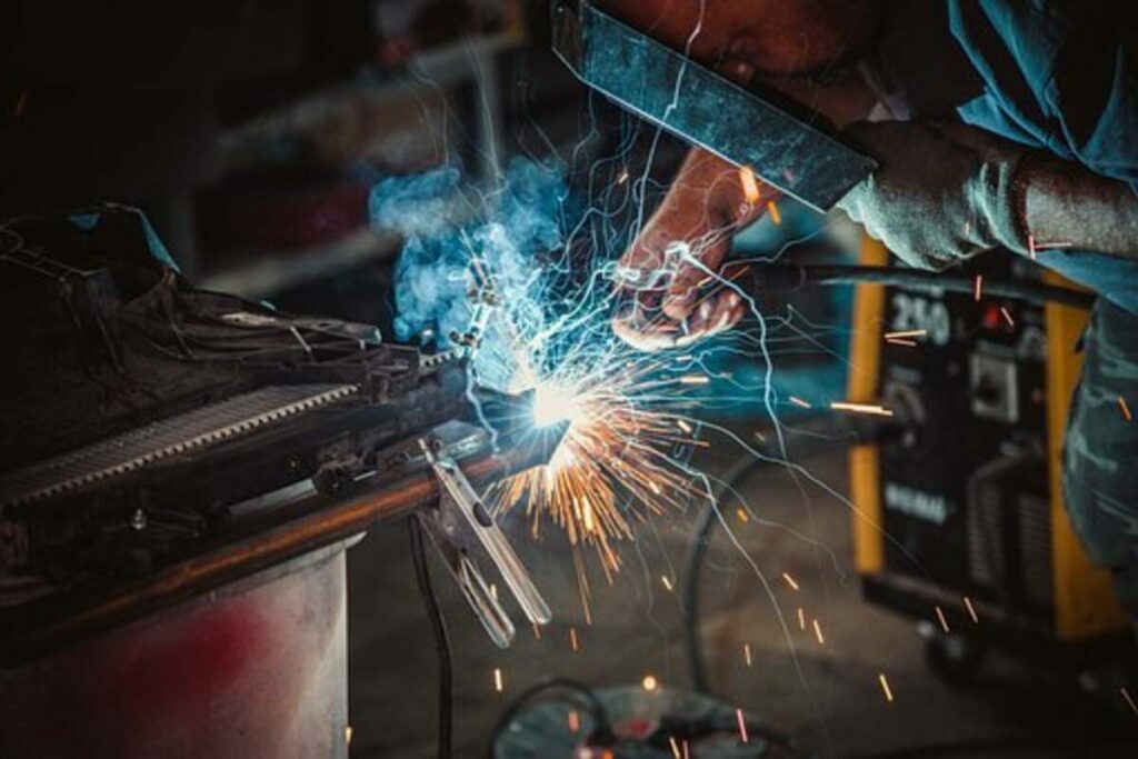 MEJ Welding Basics – MEJ Wire Installation