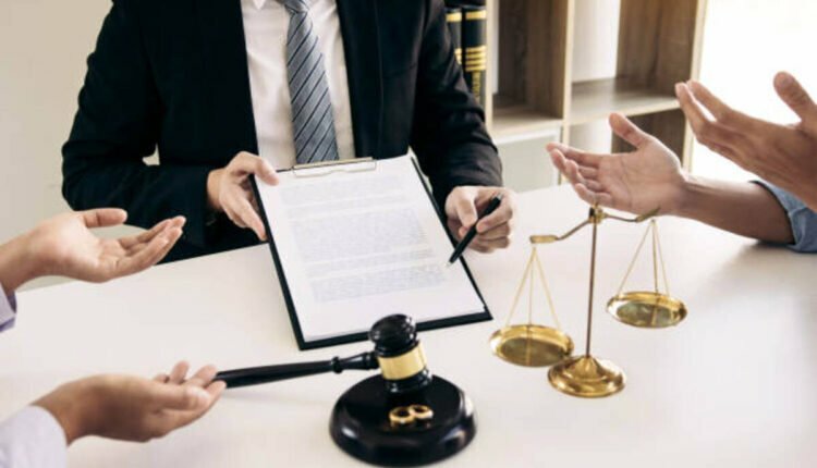 divorce lawyers