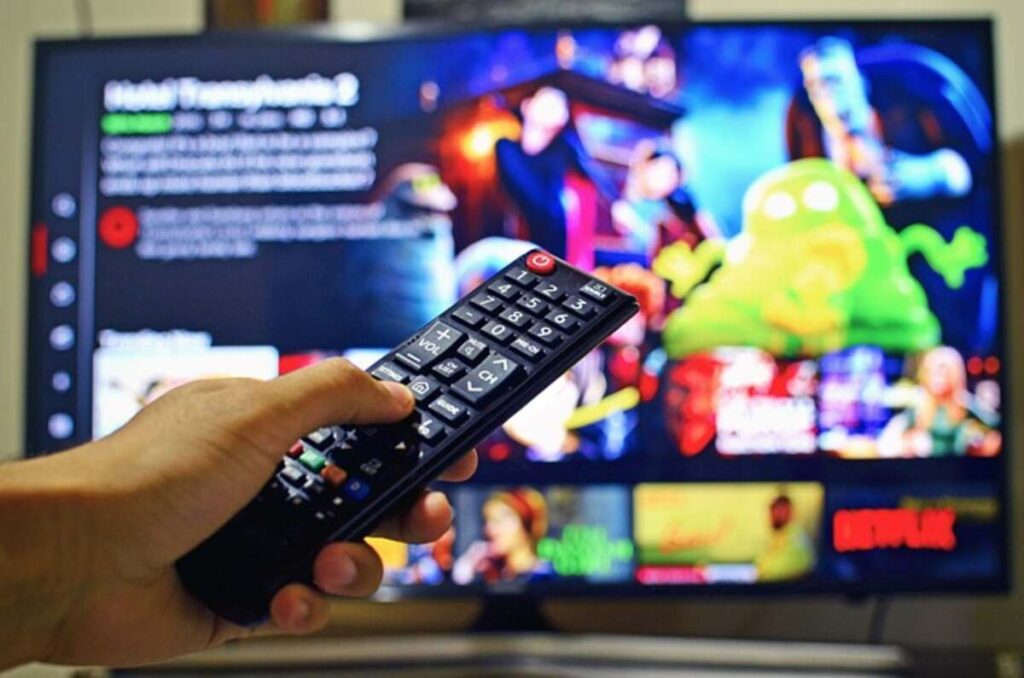 How to Watch Movies Online on Different Devices