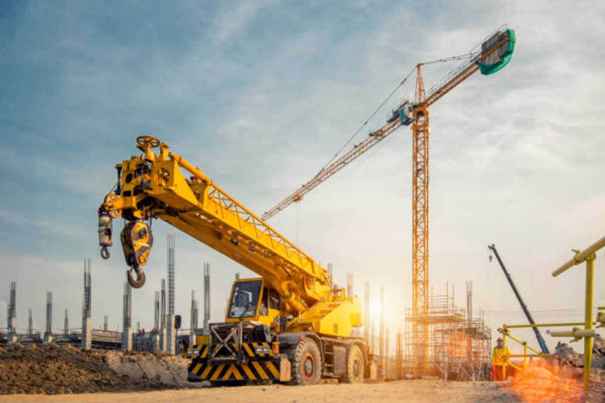 Unlocking Growth: Crane Finance Options
