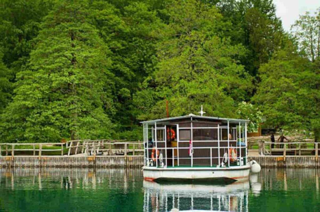 Make launching your boat easy with a new boat lift