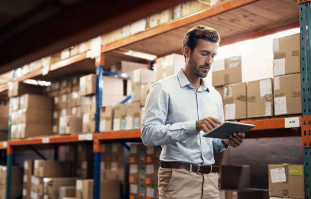 Improve Conversion Rates With PIM Ecommerce Solutions