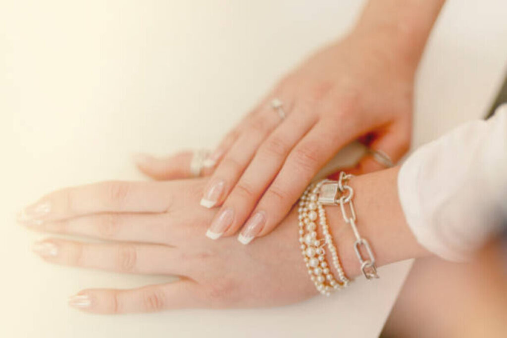 The actual Cultural Significance of Jade Bracelets