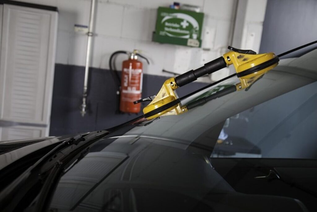Essential Guide to Windshield Replacement in Arlington
